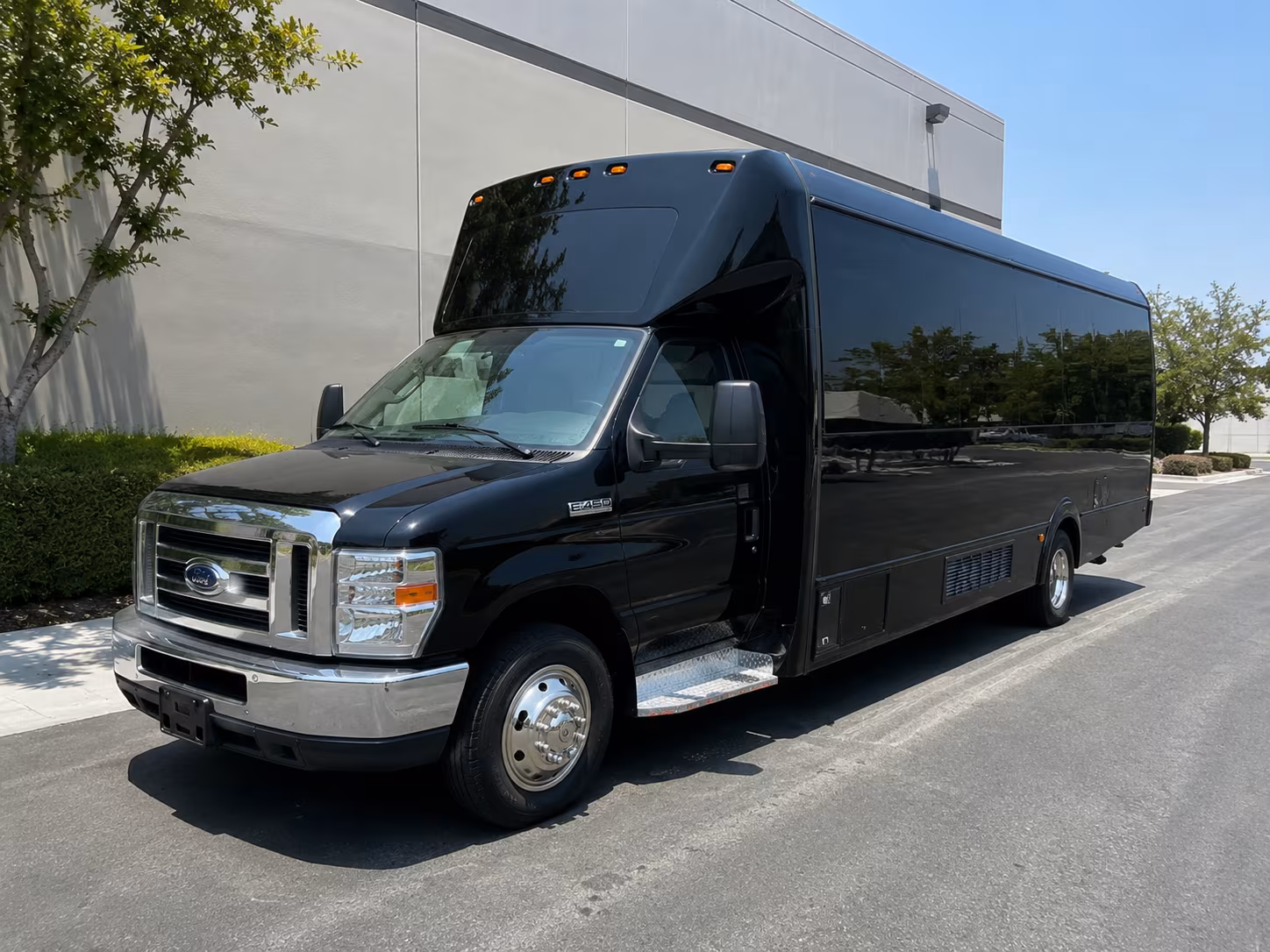 affordable colorado springs prom party bus prices split across your group