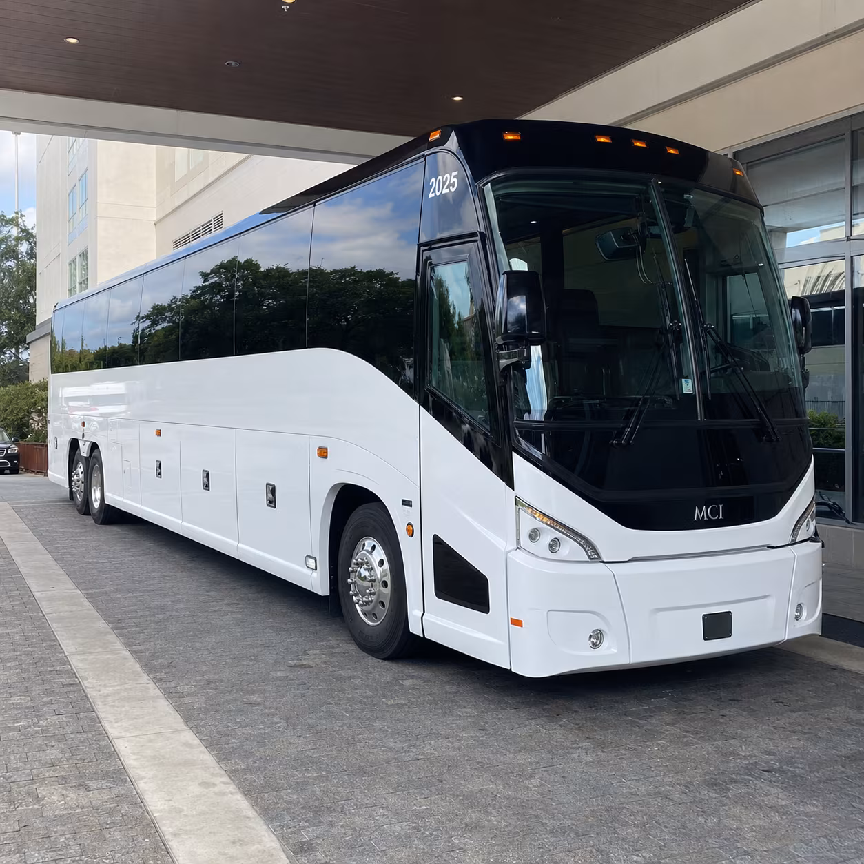 colorado springs charter bus hero 3