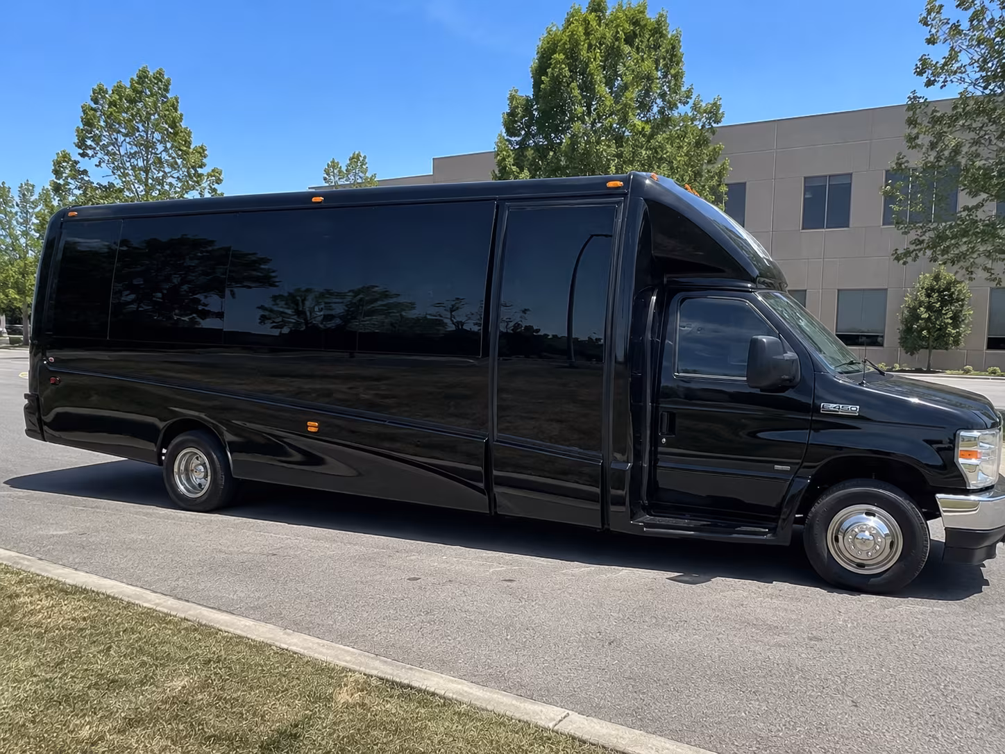 rent a colorado springs prom party bus or charter bus today