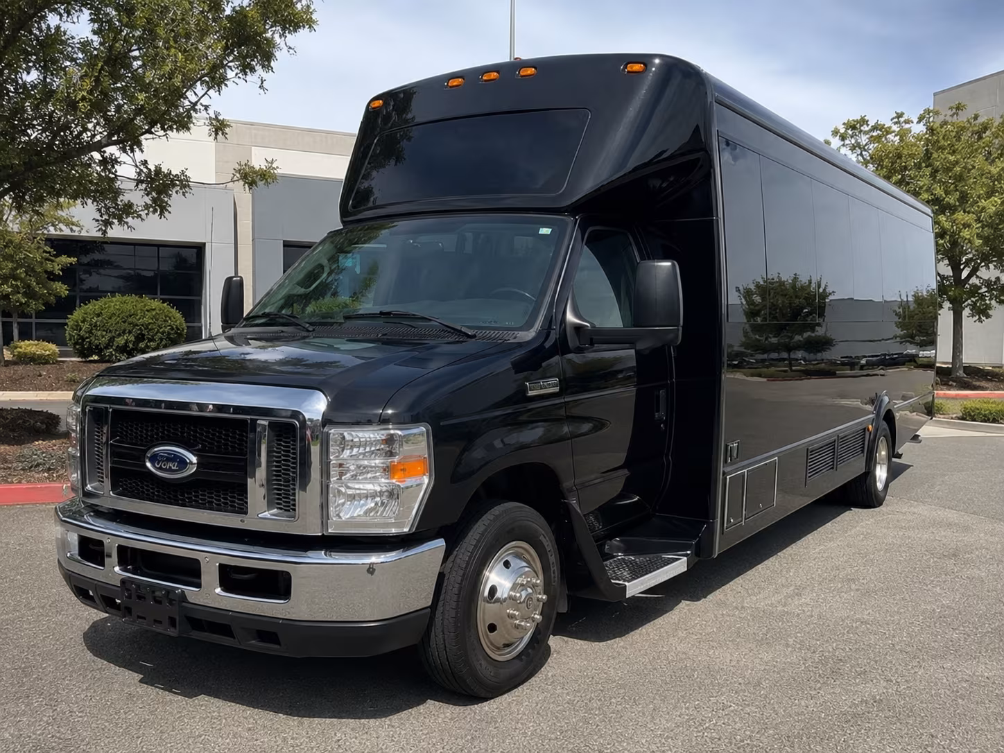 why book winery and brewery tours through coloradospringsshuttlebusrentals com